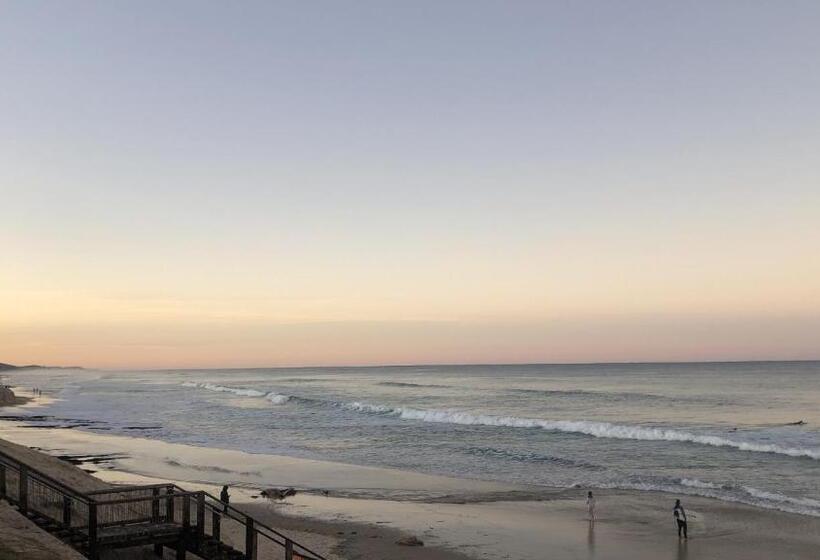 ペンション Private Outdoor Spa, Fire Pit The Retreat Coolum Beach