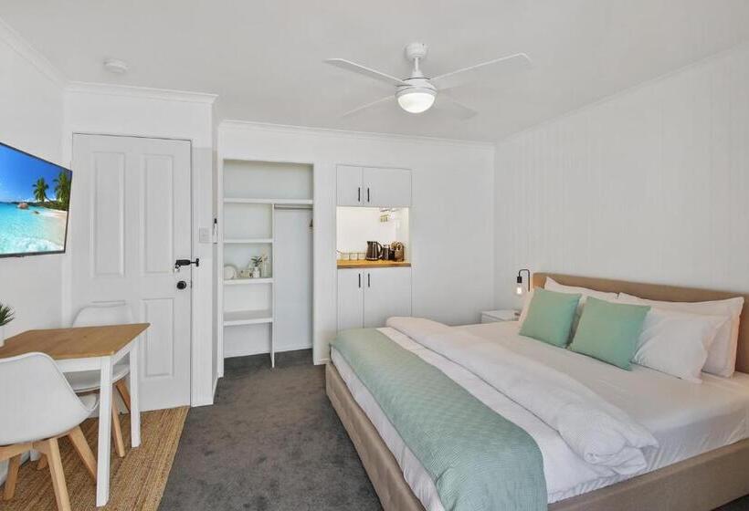 ペンション Private Outdoor Spa, Fire Pit The Retreat Coolum Beach