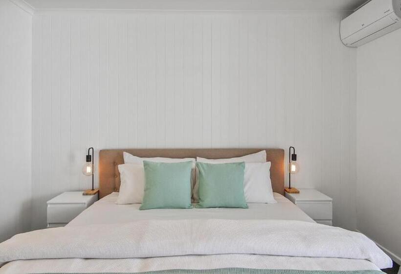 ペンション Private Outdoor Spa, Fire Pit The Retreat Coolum Beach