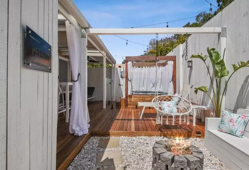 ペンション Private Outdoor Spa, Fire Pit   The Retreat Coolum Beach
