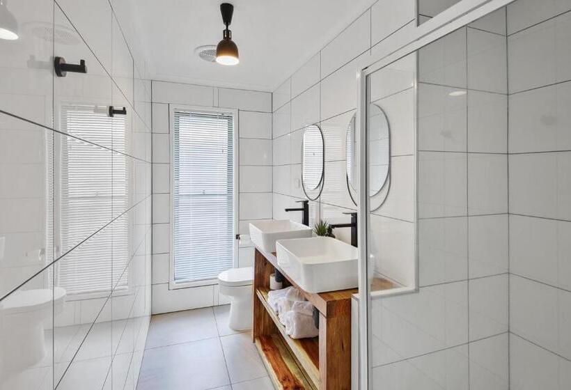 ペンション Private Outdoor Spa, Fire Pit The Retreat Coolum Beach