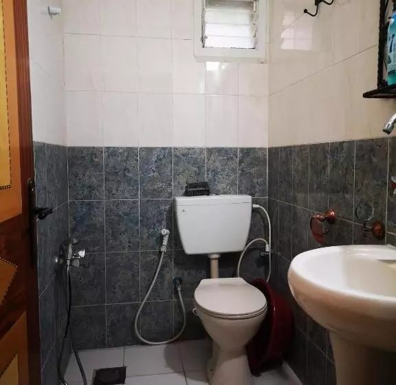 پانسیون Ycc Guesthouse