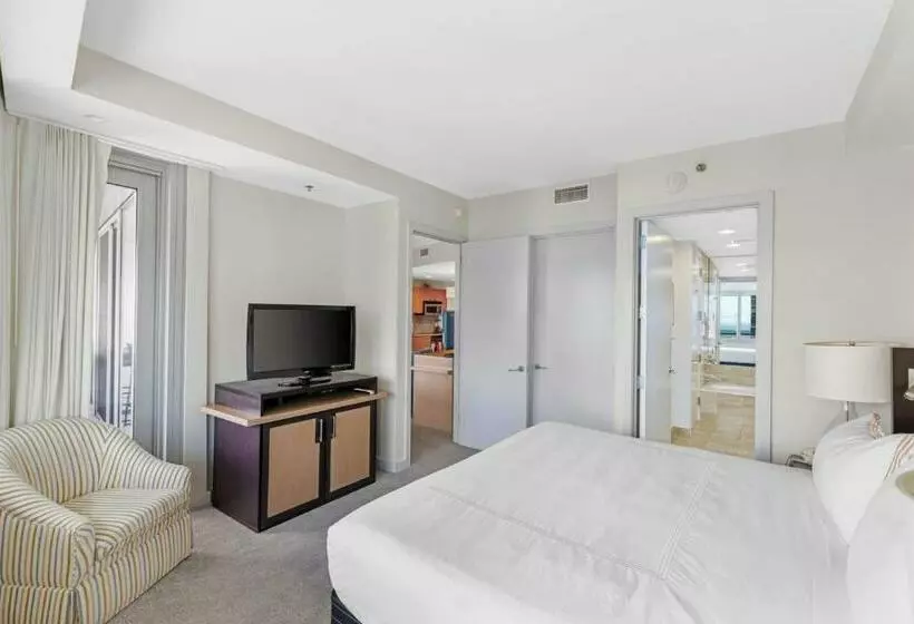 Aka Suite