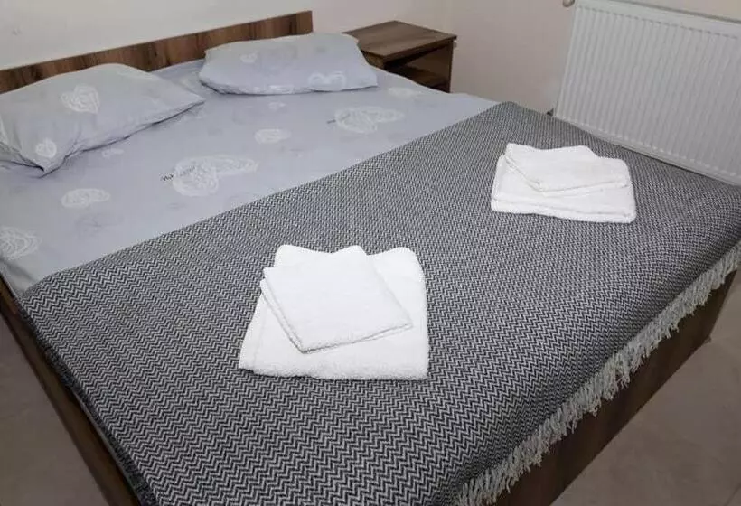 ユースホステル Your Home