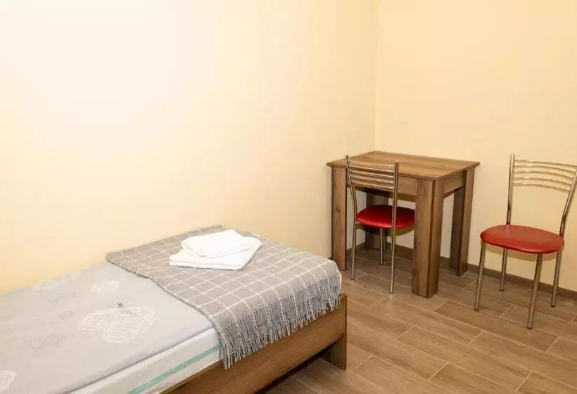 ユースホステル Your Home