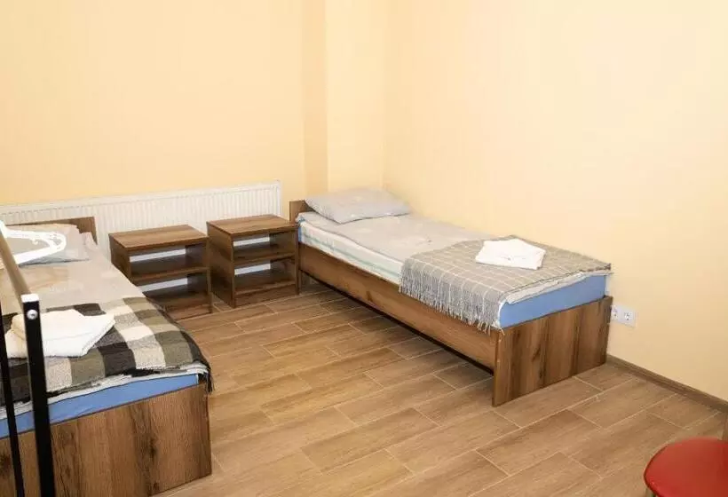 ユースホステル Your Home