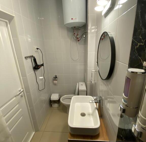 Vandrarhem Eva At Home   Bishkek