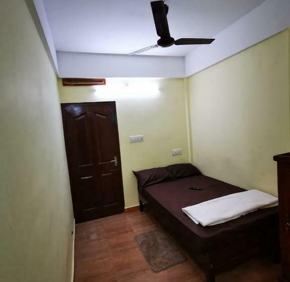 הוסטל J2 Stayin