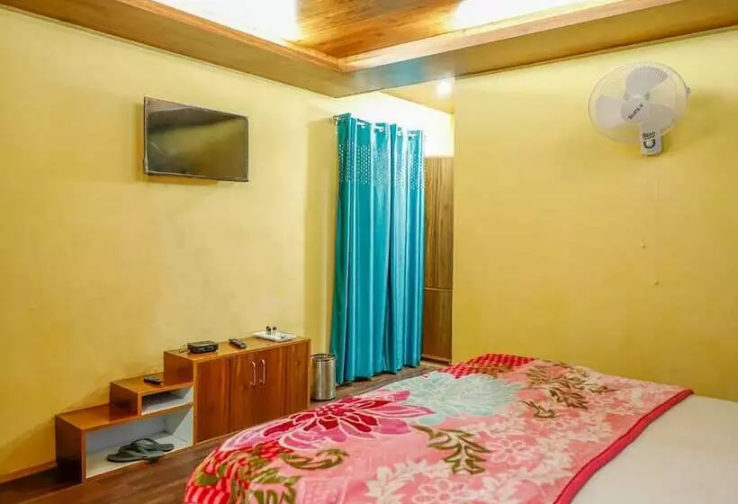 Aamiaismajoitus (B&B) Chanshal Camps And Resort
