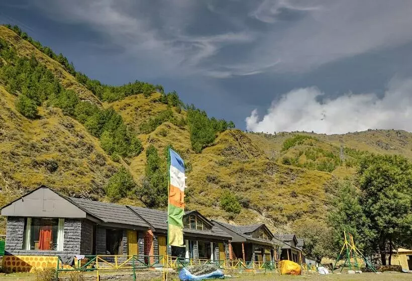 Aamiaismajoitus (B&B) Chanshal Camps And Resort