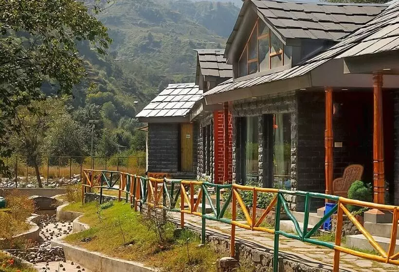 Aamiaismajoitus (B&B) Chanshal Camps And Resort