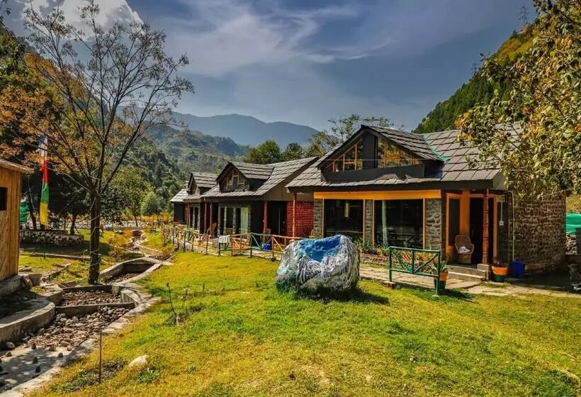 Aamiaismajoitus (B&B) Chanshal Camps And Resort