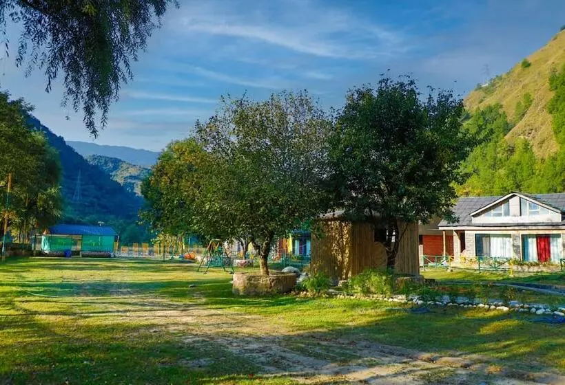 Aamiaismajoitus (B&B) Chanshal Camps And Resort