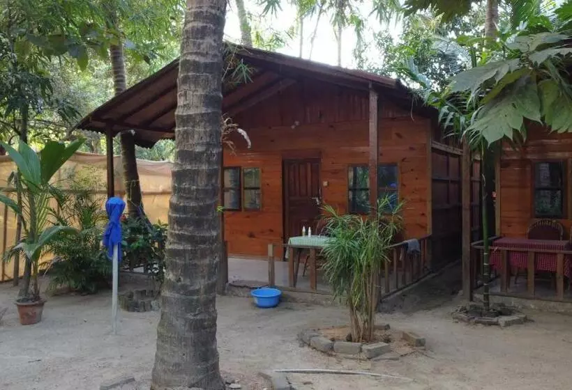 Aamiaismajoitus (B&B) Fernandes Bar And Restaurant