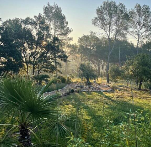 צימר Le Mas De La Rose