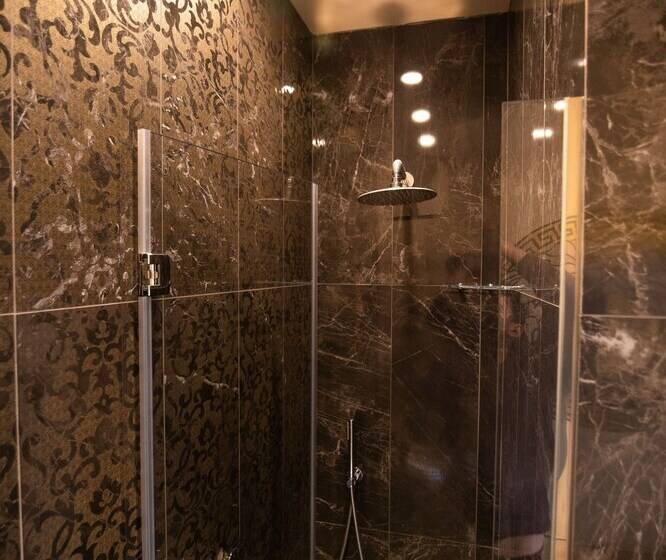 تختخواب و صبحانه Noble Floor Luxury Apartment