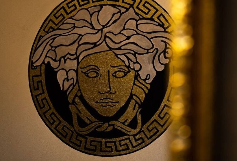 تختخواب و صبحانه Noble Floor Luxury Apartment