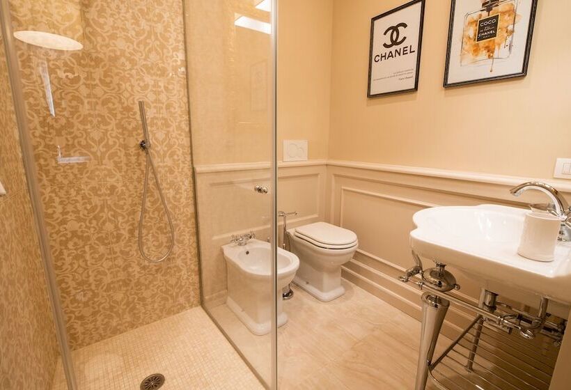 تختخواب و صبحانه Noble Floor Luxury Apartment