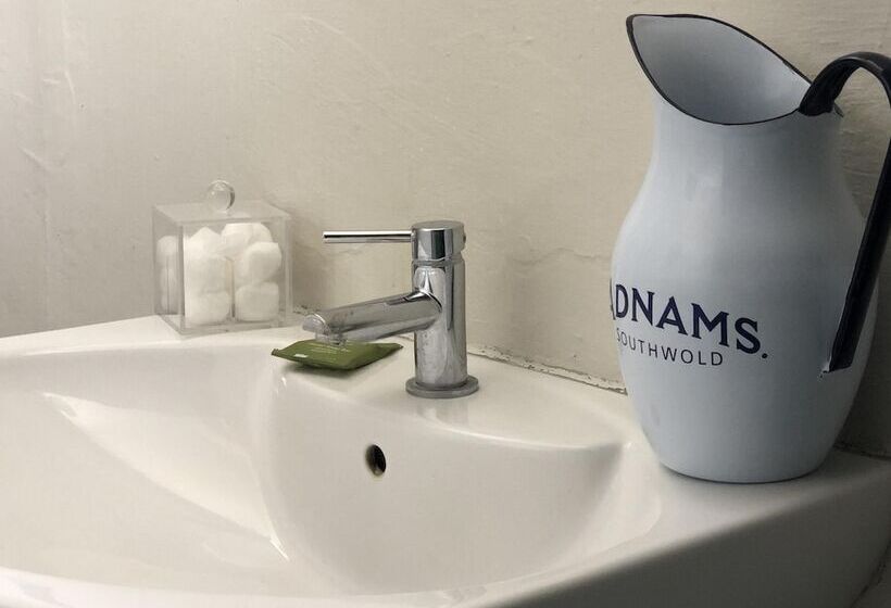 住宿加早餐  The Jolly Sailor, Orford