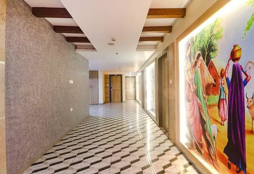 Fabhotel Sva