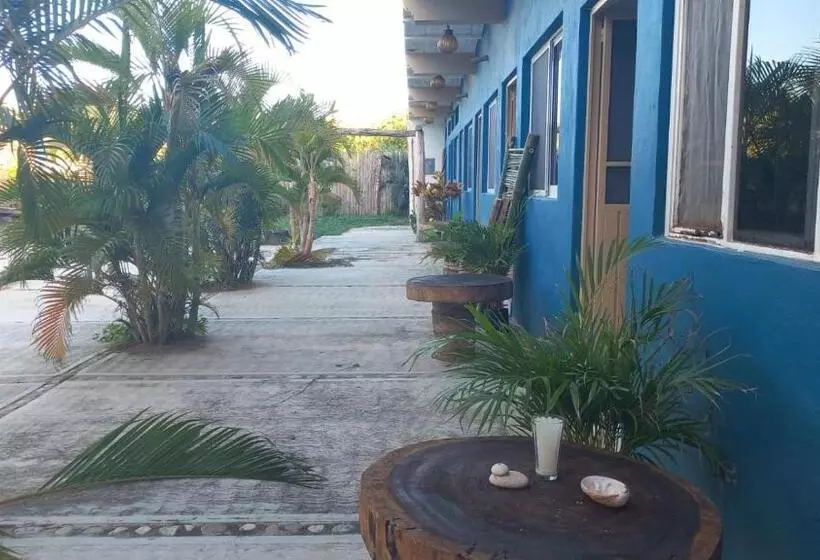 ホテル Camino Al Mar