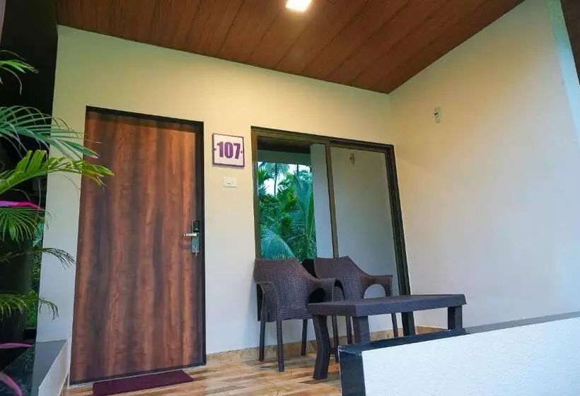 Hotelli Novobliss Resorts