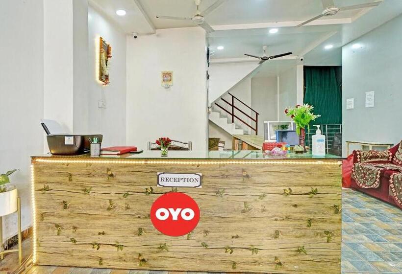 هتل Oyo Flagship 80479d Ocean Blue