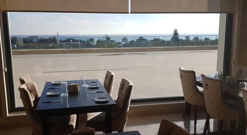 فندق Ramada Plaza By Wyndham Silivri