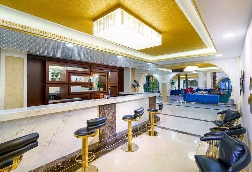 Hotelli Ramada Plaza By Wyndham Silivri