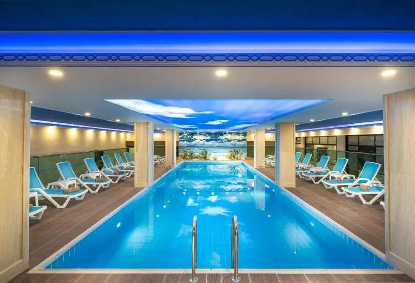 Hotelli Ramada Plaza By Wyndham Silivri