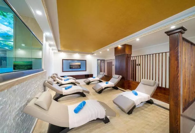 Hotelli Ramada Plaza By Wyndham Silivri