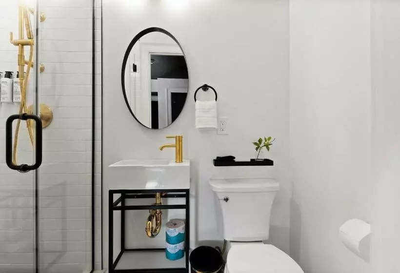 Hotelli The Coach House