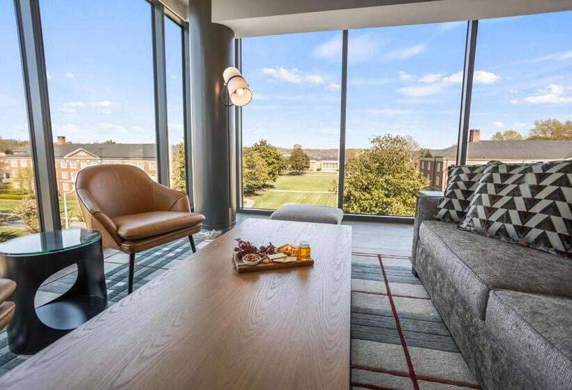 호텔 The Highlander