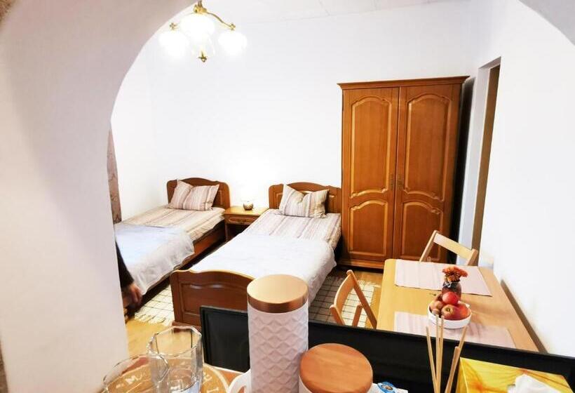 پانسیون Casa Sabina