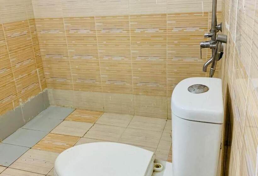 پانسیون Moon Light Guesthouse