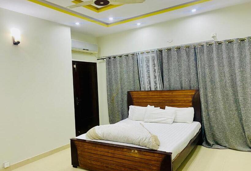 پانسیون Moon Light Guesthouse