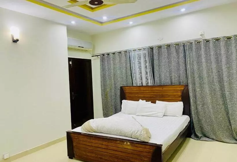پانسیون Moon Light Guesthouse