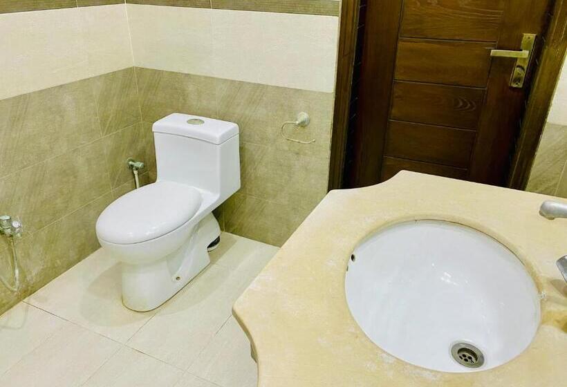 پانسیون Moon Light Guesthouse