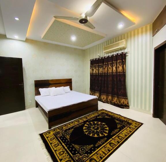 پانسیون Moon Light Guesthouse