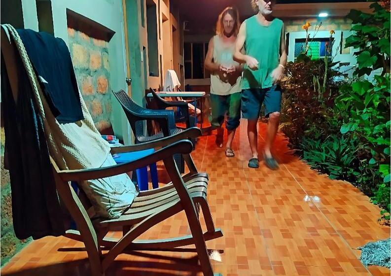 پانسیون Rustic House Hostel