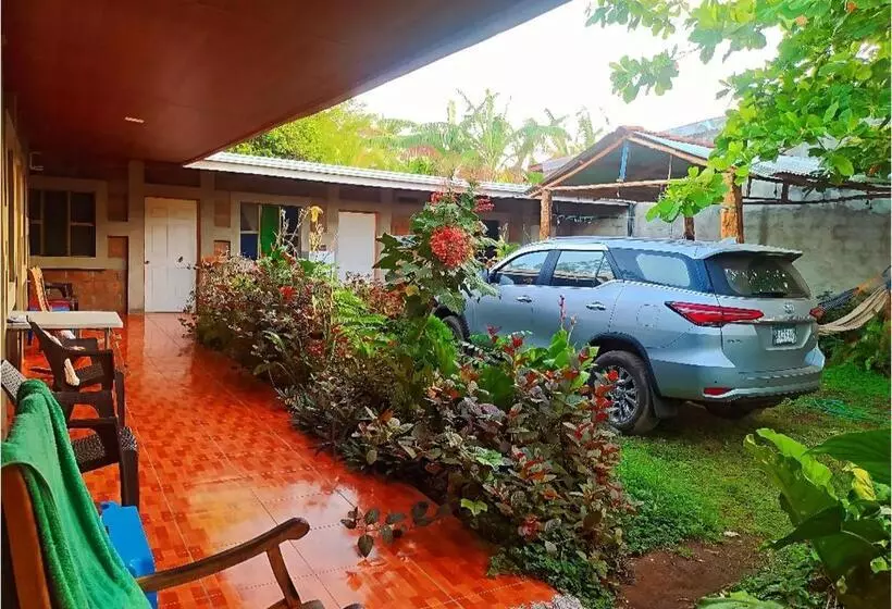 Majatalo Rustic House Hostel