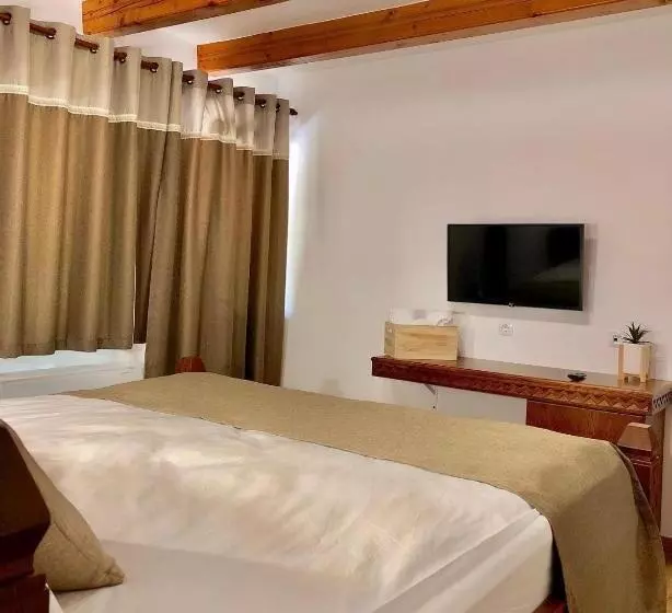 Pensiunea Roca Maramureș