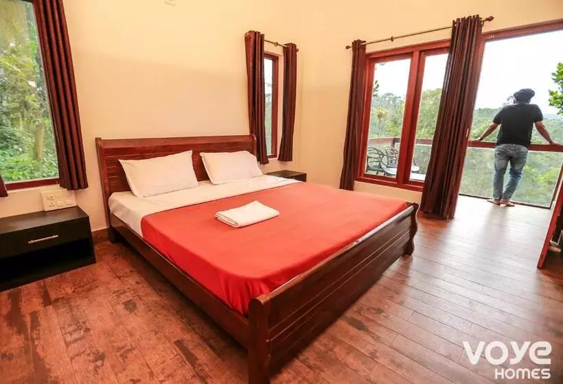 Lomakeskus Chandragiri Wayanad Pool Bungalow By Voye Homes