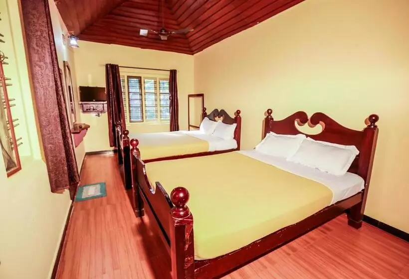 Lomakeskus Chandragiri Wayanad Pool Bungalow By Voye Homes