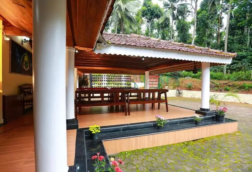 Lomakeskus Chandragiri Wayanad Pool Bungalow By Voye Homes