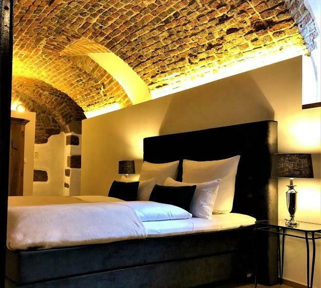 Sweet Home Apartments