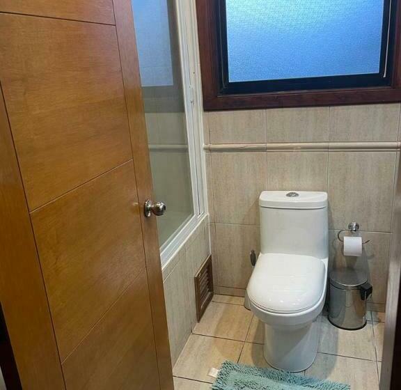 B&b En Cómoda Casa Con Piscina