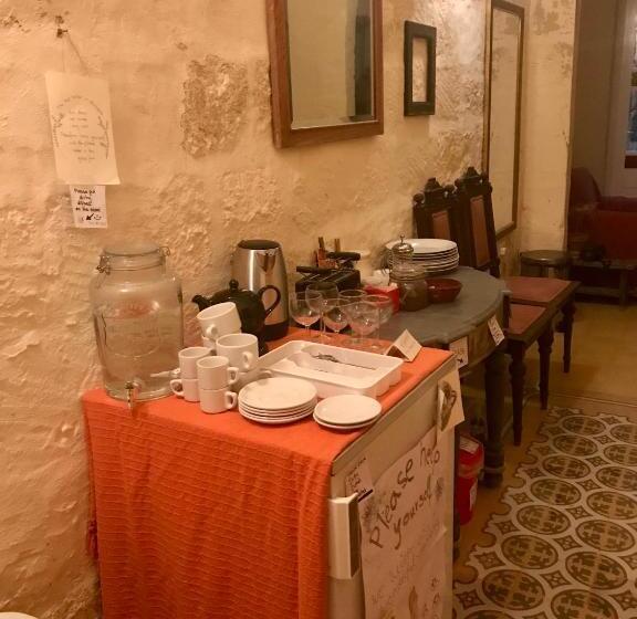 تختخواب و صبحانه Peaceful Farmhouse Stay With Cozy Yard