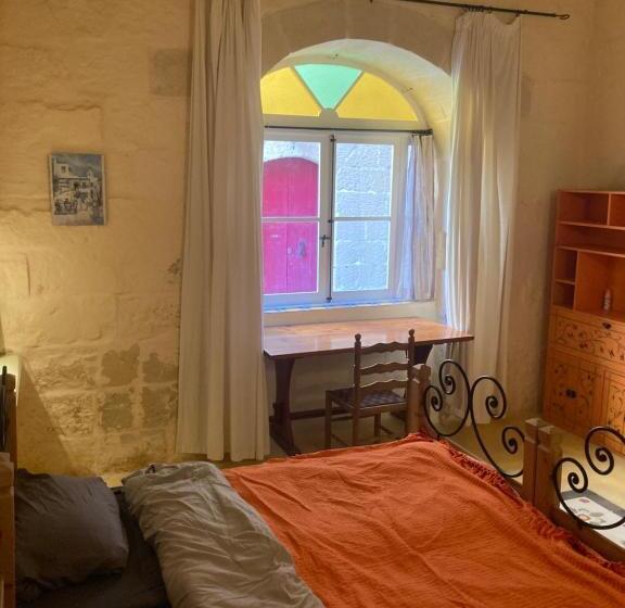 تختخواب و صبحانه Peaceful Farmhouse Stay With Cozy Yard