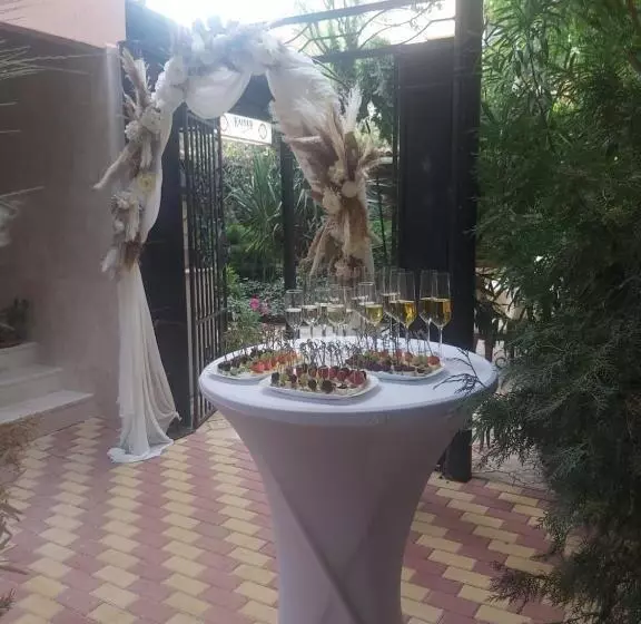 Hotelli хотел милениум